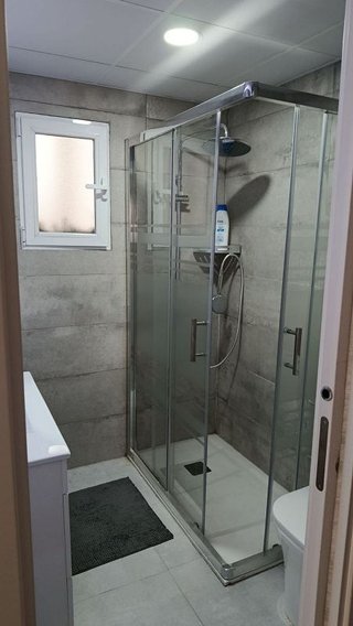 Piso en venta en La Goleta - San Felipe Neri en Málaga