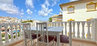 Casa adosada en venta en La Siesta - El Salado - Torreta en Torrevieja