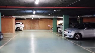 Garaje en alquiler en El Congrés i els Indians en Barcelona