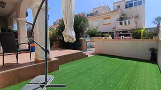 Casa en venta en La Siesta - El Salado - Torreta en Torrevieja