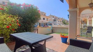 Casa en venta en La Siesta - El Salado - Torreta en Torrevieja