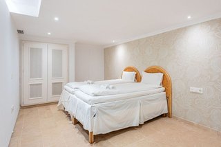 Casa adosada en venta en Los Naranjos - Las Brisas en Marbella