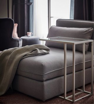Mesa auxiliar Vittsjö cristal y metal