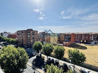 Piso en venta en Tres Olivos - La Piedad en Talavera de la Reina