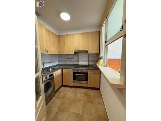 Piso en venta en Cuatro Caminos - Plaza de la Cubela en Coruña (A)