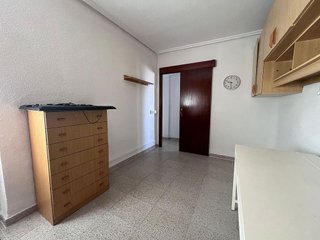 Piso en venta en Los Ángeles en Alicante