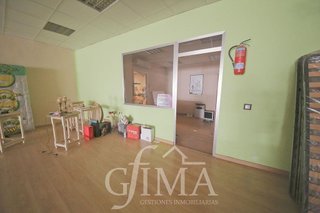 Local comercial en venta en Tomelloso
