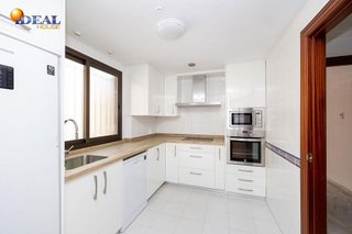 Piso en venta en Bola de Oro - Serrallo en Granada