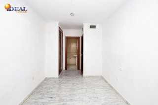 Piso en venta en Bola de Oro - Serrallo en Granada