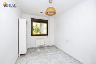 Piso en venta en Bola de Oro - Serrallo en Granada