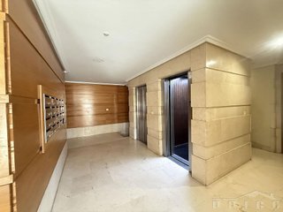 Piso en venta en Plaza España - Villa Pilar - Reyes Católicos - Vadillos en Burgos