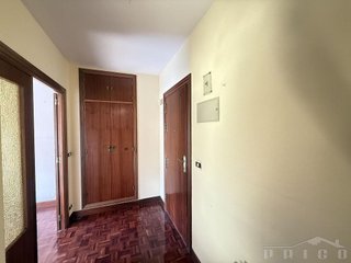 Piso en venta en Plaza España - Villa Pilar - Reyes Católicos - Vadillos en Burgos