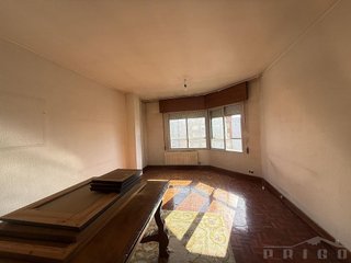 Piso en venta en Plaza España - Villa Pilar - Reyes Católicos - Vadillos en Burgos