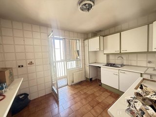 Piso en venta en Plaza España - Villa Pilar - Reyes Católicos - Vadillos en Burgos
