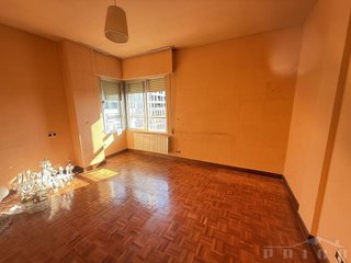 Piso en venta en Plaza España - Villa Pilar - Reyes Católicos - Vadillos en Burgos