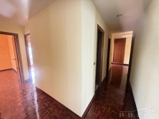 Piso en venta en Plaza España - Villa Pilar - Reyes Católicos - Vadillos en Burgos