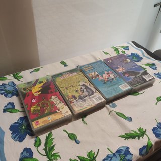 Lote 4 Películas VHS Walt Disney en Francès