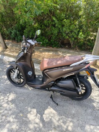 Kymco People S 125 ABS Marrón 2020+casco y chaquet