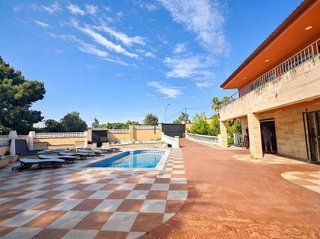 Chalet en venta en Urbanitzacions en Lloret de Mar