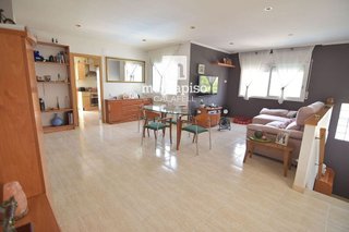 Casa adosada en venta en Eixample Residencial en Roda de Barà