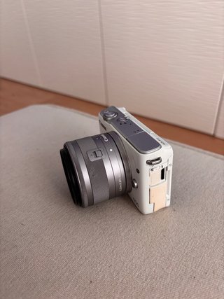 Canon EOS M10 Blanca + Objetivo 15-45mm