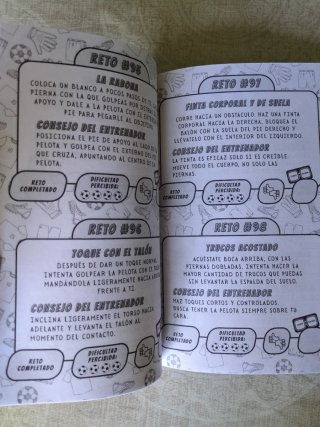 202 Retos de Fútbol para Jóvenes Campeones: Lib...