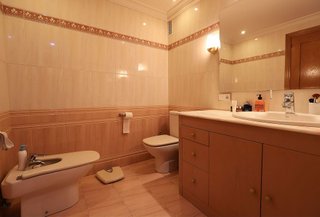 Casa adosada en venta en Avda. de Abril. - 9 de octubre en Sagunto