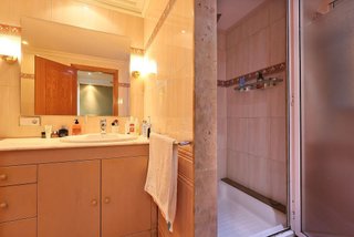 Casa adosada en venta en Avda. de Abril. - 9 de octubre en Sagunto