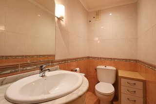 Casa adosada en venta en Avda. de Abril. - 9 de octubre en Sagunto
