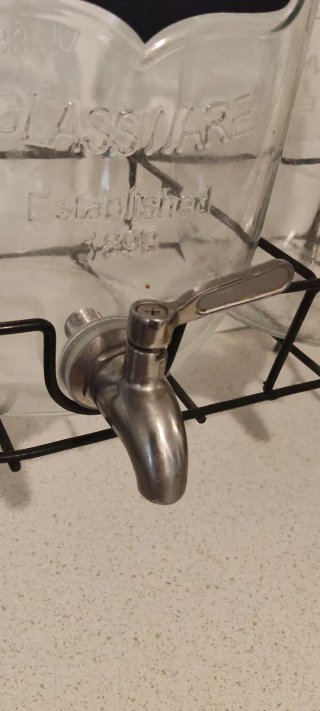 2 dispensadores de agua de cristal
