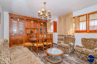 Casa adosada en venta en Jete