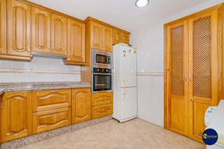 Casa adosada en venta en Jete