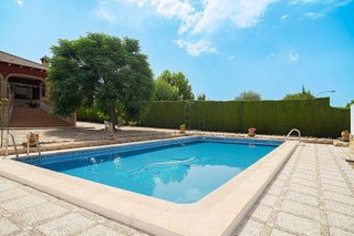 Chalet en venta en Torreperogil