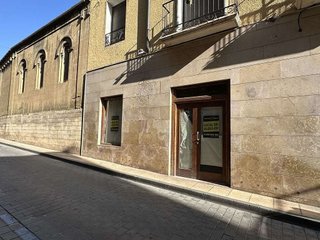 Local comercial en alquiler en Casco Antiguo en Huesca