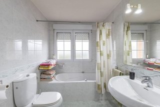 Chalet en venta en Carretera de Granada-La Alcazaba en Alhendín