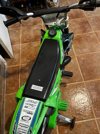 Moto Eléctrica Infantil Injusa 677