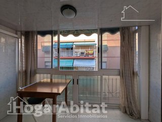 Piso en venta en Florida Alta en Alicante