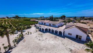Chalet en venta en Crevillent