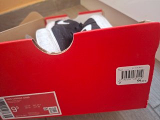 Zapatillas Nike Negras y Blancas