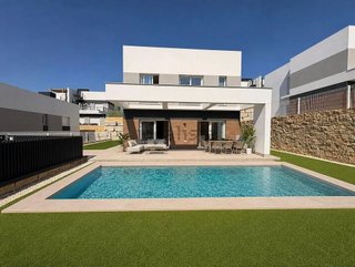 Chalet en venta en Playa de Poniente en Benidorm