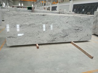 Losa Granito Blanco y Gris ideal para encimera