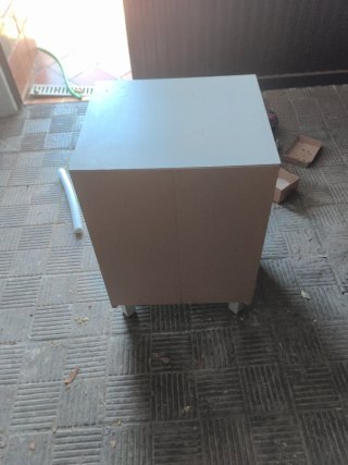 Cajonera Leroy Merlín con patas