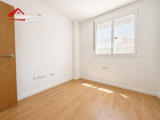 Piso en venta en Poniente-Norte - Miralbaida - Parque Azahara en Córdoba