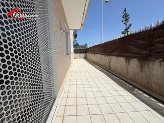 Piso en venta en Poniente-Norte - Miralbaida - Parque Azahara en Córdoba