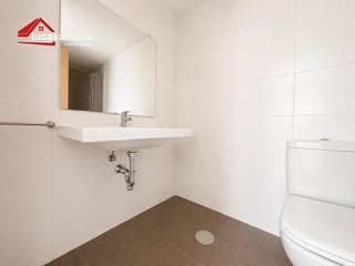 Piso en venta en Poniente-Norte - Miralbaida - Parque Azahara en Córdoba