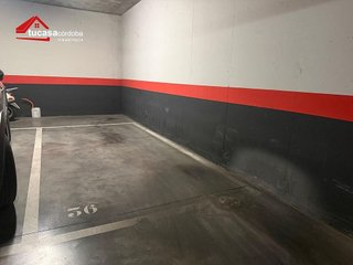 Piso en venta en Poniente-Norte - Miralbaida - Parque Azahara en Córdoba