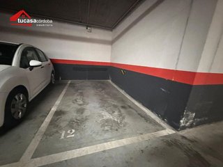Piso en venta en Poniente-Norte - Miralbaida - Parque Azahara en Córdoba