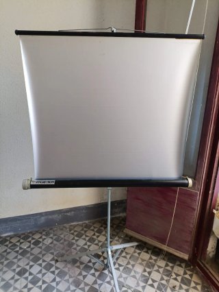 Pantalla de Proyección Focus Projection