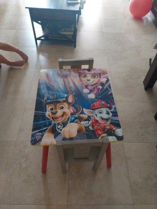 Mesa y 2 Sillas Infantiles Patrulla Canina