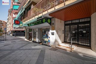 Piso en venta en Camino de Ronda - Rosaleda en Granada